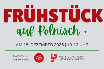 Śniadanie po polsku w Berlinie spotkanie przy stole z jedzeniem